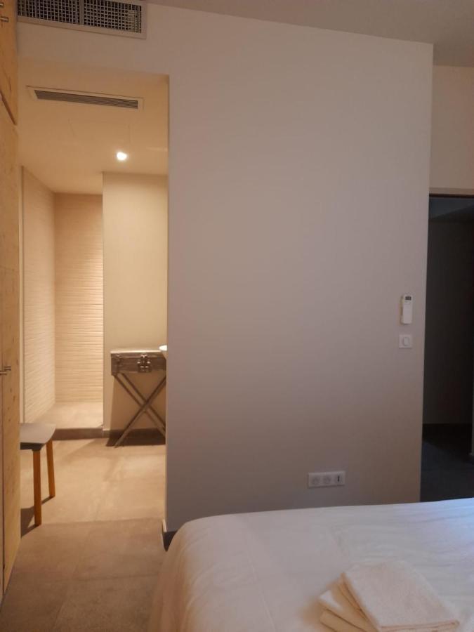 Apparts Et Lofts Bistrot Des Alpilles Сен-Ремі-де-Прованс Екстер'єр фото