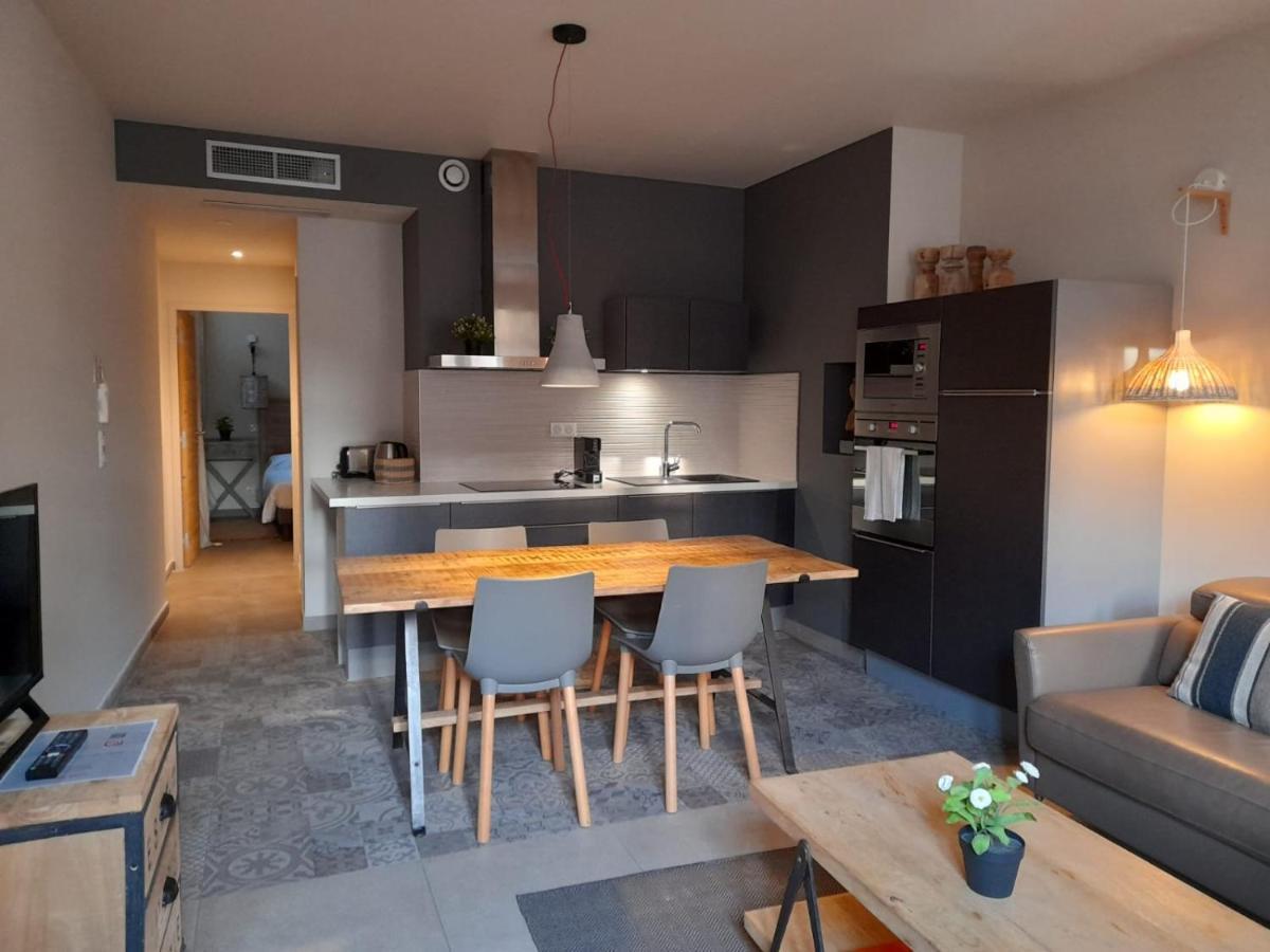 Apparts Et Lofts Bistrot Des Alpilles Сен-Ремі-де-Прованс Екстер'єр фото