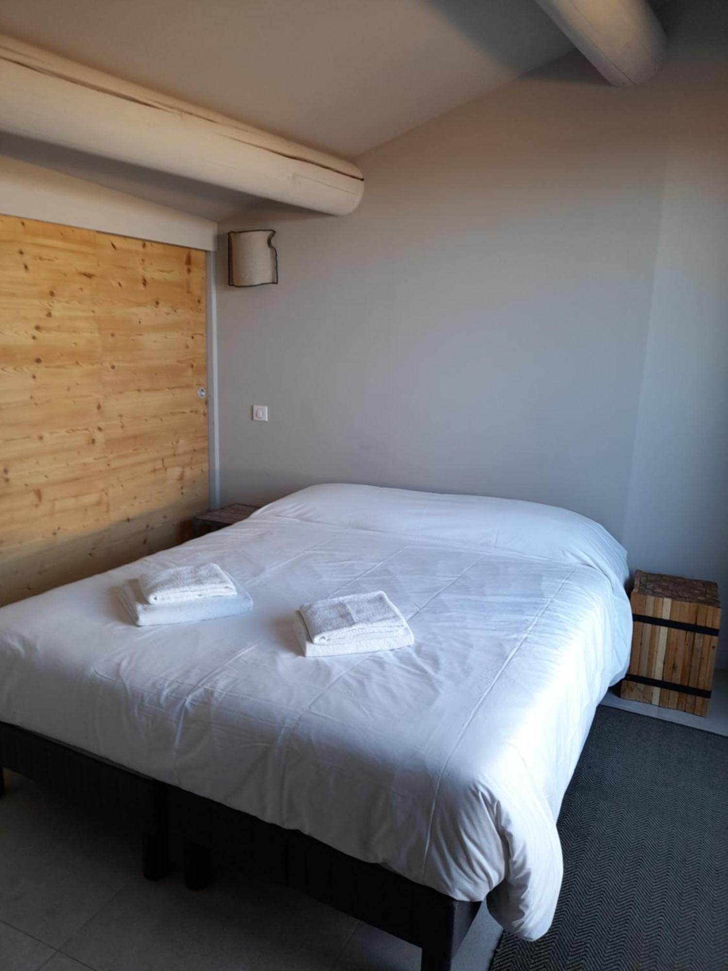 Apparts Et Lofts Bistrot Des Alpilles Сен-Ремі-де-Прованс Екстер'єр фото